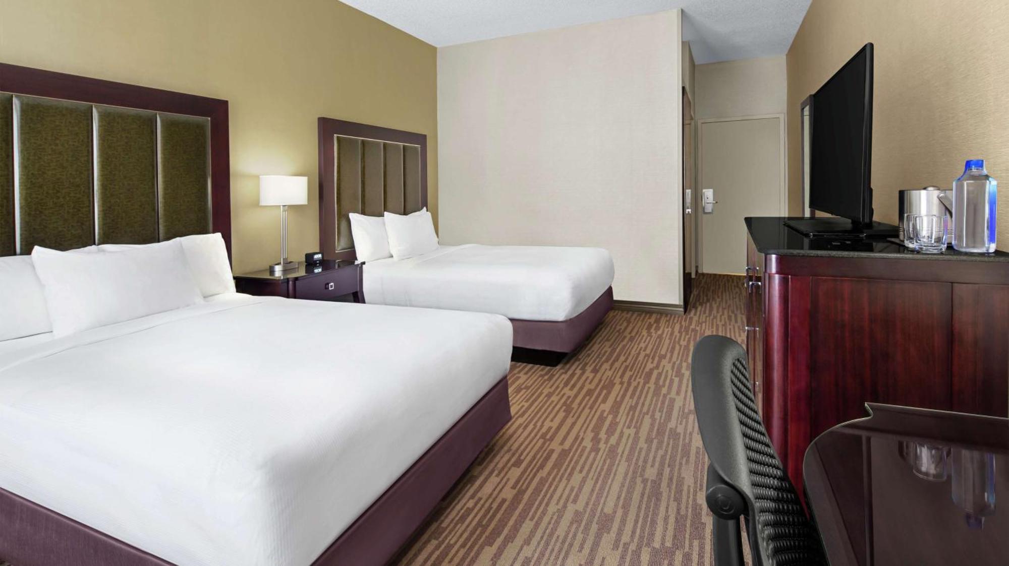 Hotel Doubletree By Hilton Raleigh Durham Airport At Research Triangle Park Esterno foto